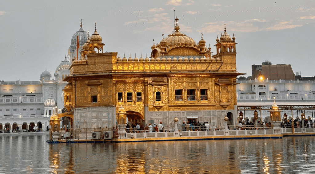 Travel Golden Temple. Amritsar